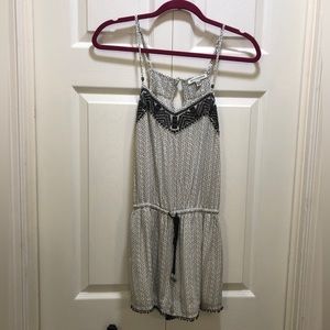 American eagle, XXS romper. Spaghetti strap.  Cute design, good quality!